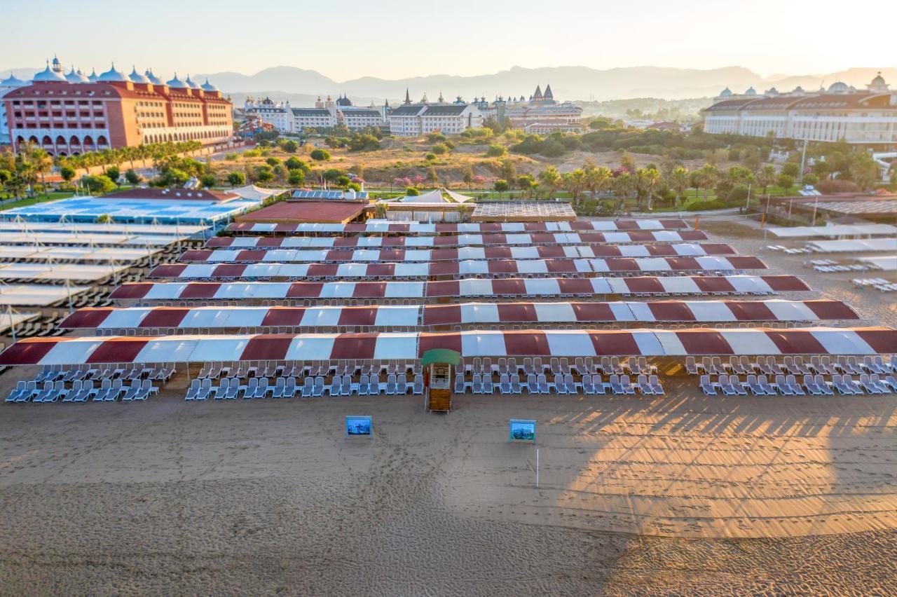 Side Royal Style Hotel Exterior photo