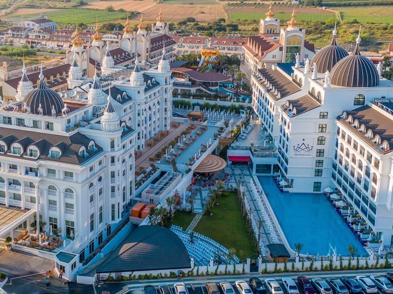 Side Royal Style Hotel Exterior photo